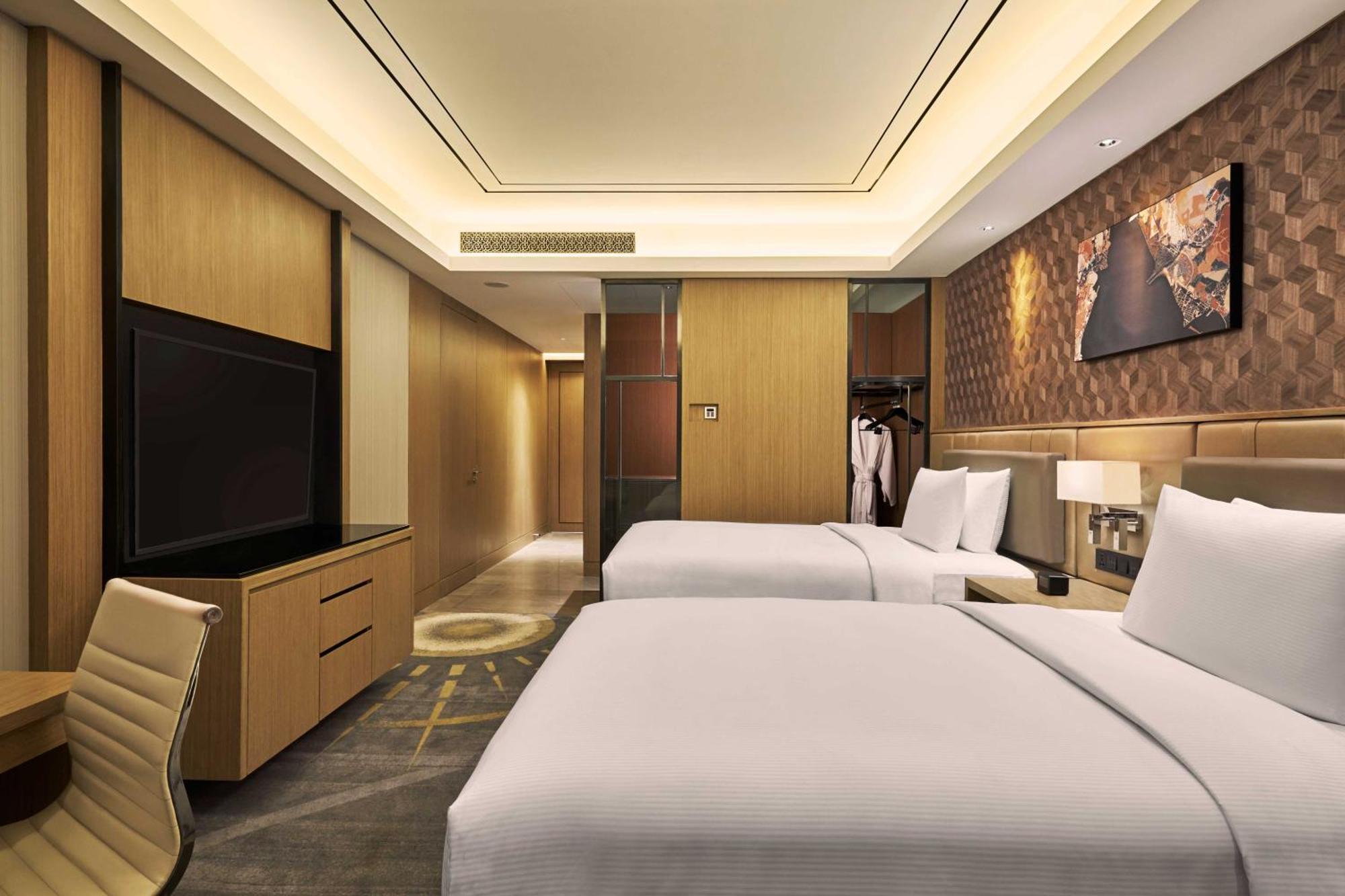 Hilton Manila Hotell Pasay Exteriör bild