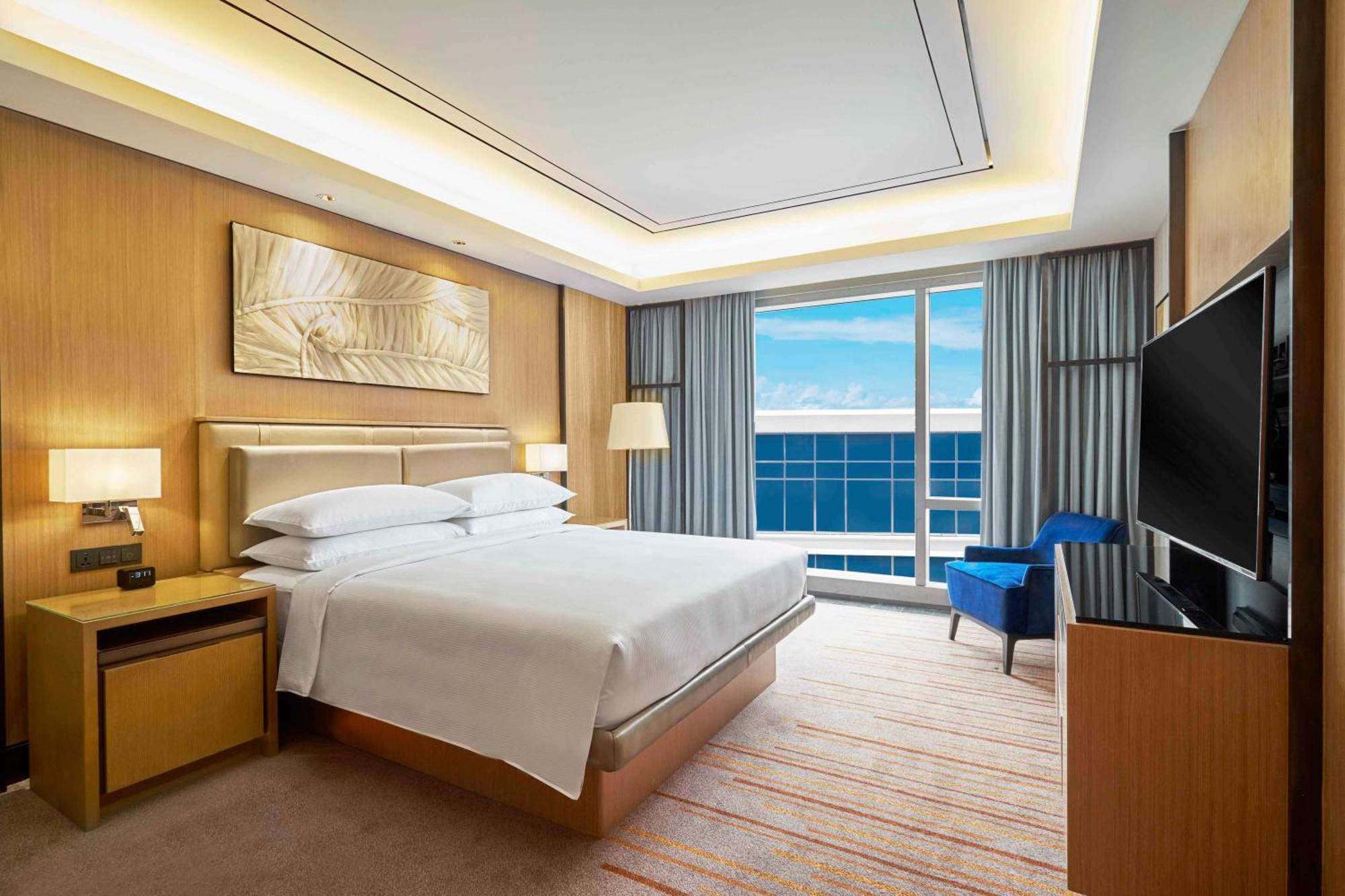 Hilton Manila Hotell Pasay Exteriör bild Deluxe Ocean View Room